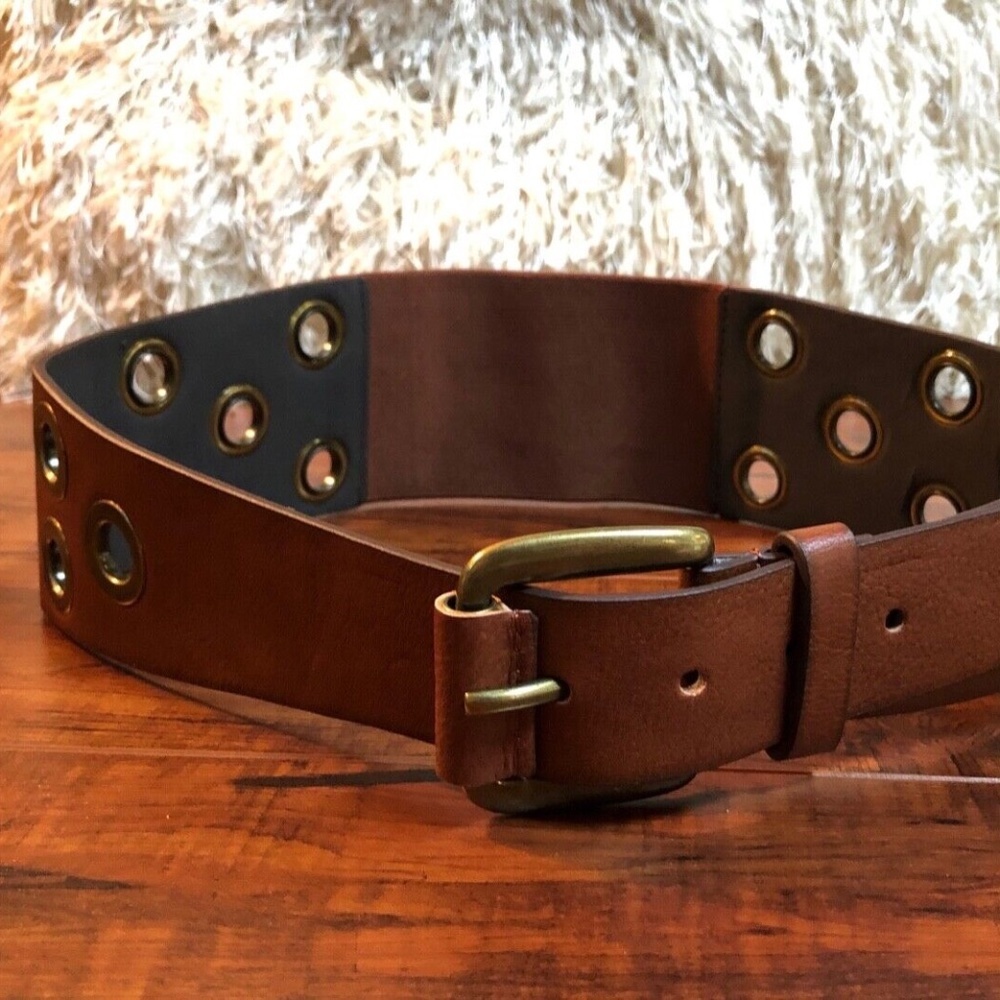 Cognac Brass Tone Grommet Boho Hippie CHIC Waist Buckle Belt sz S/M 28" - 32" - Picture 2 of 9